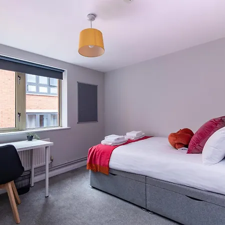 Varsity City - 6-Bed In Nottingham City Centre Exterior photo