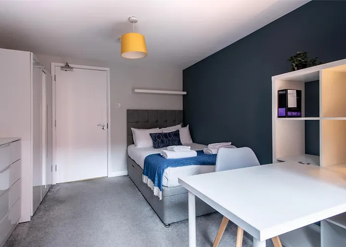 Varsity City - 6-Bed In Nottingham City Centre